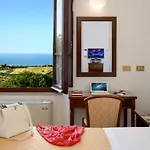 Ξενοδοχείο Bel Sit 3*